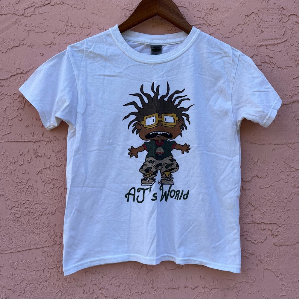 AJ’s World Graphic T-Shirt Youth Size Small